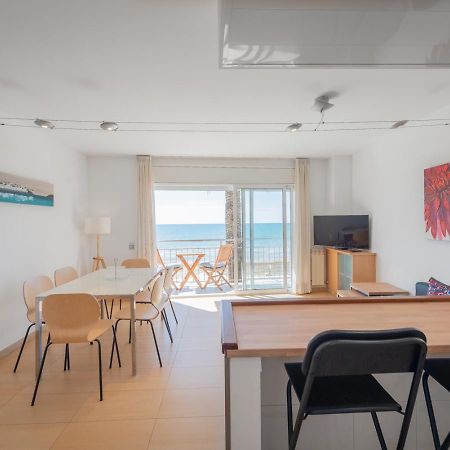 Insitges Sant Sebastia'S Beach 외부 사진